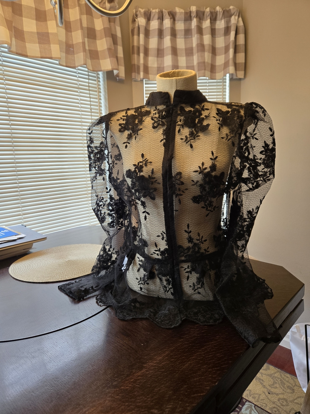Black Sheer Floral Lace Puff-Sleeve Blouse